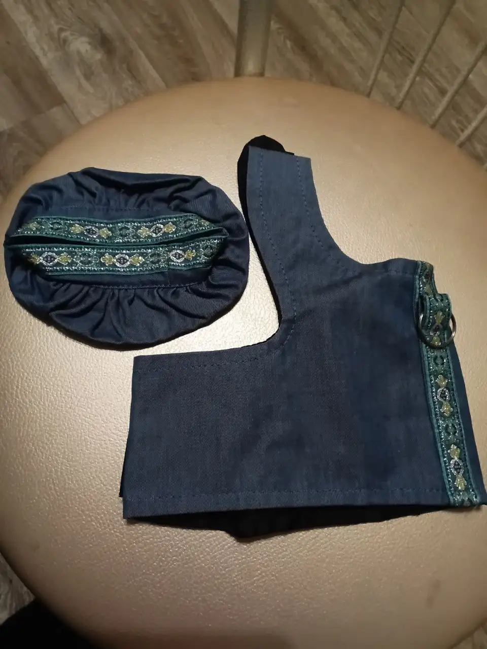 Шлейка и панама для маленькой собачки - Барахолка в Тольятти