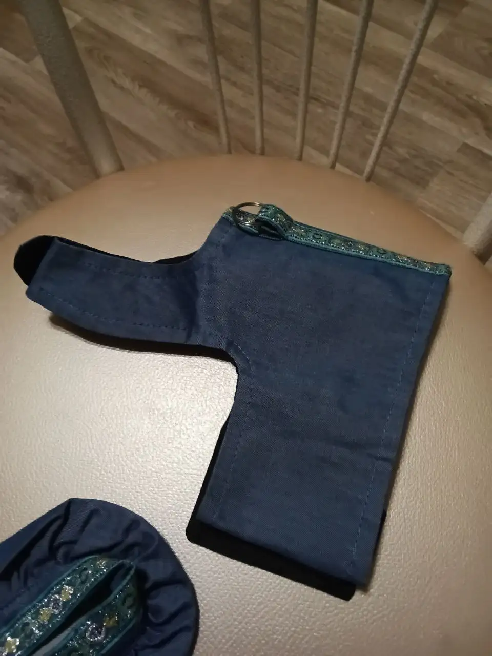 Шлейка и панама для маленькой собачки - Барахолка в Тольятти