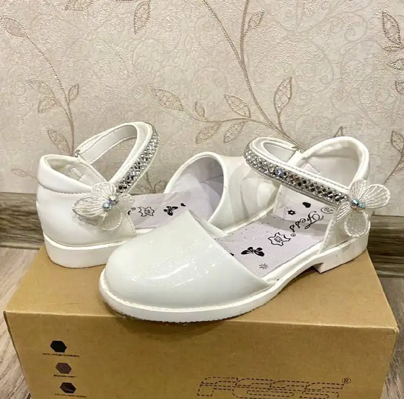 Детская одежда и обувь: платье и туфли - Одежда и обувь (Товары для детей) в Самарская область