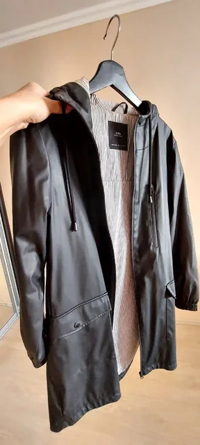 Плащ демисезонный Zara черный XS - Одежда в Неизвестно