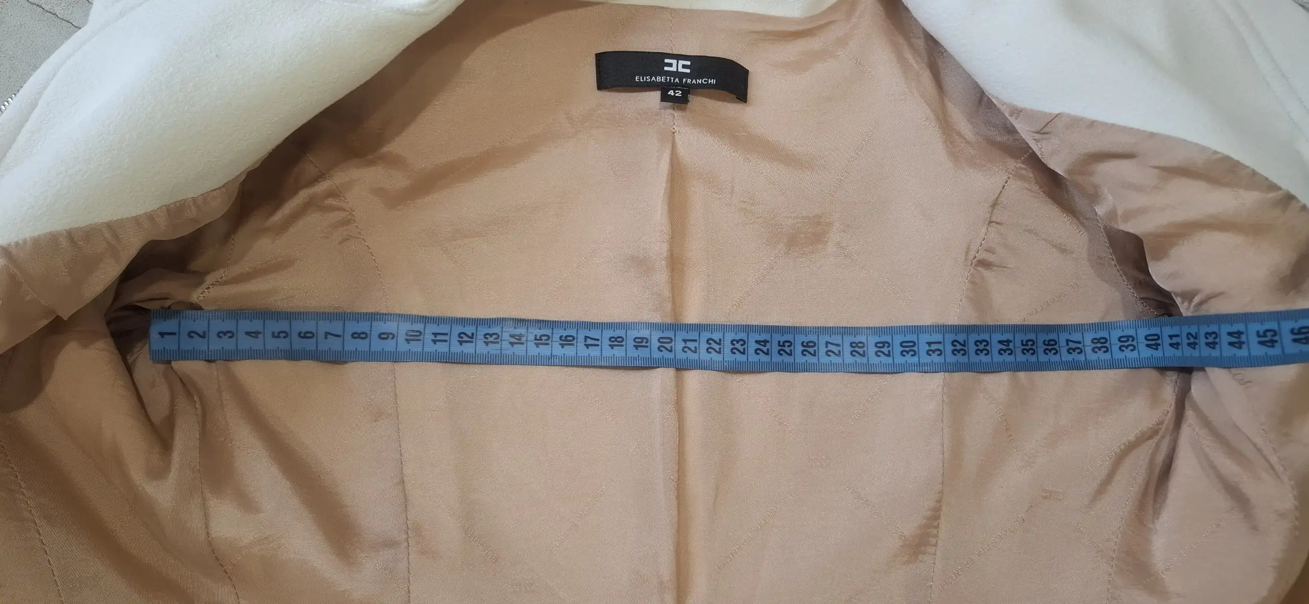 Жакет Elizabetta Franchi 42 размер на высокий рост - Верхняя одежда (Одежда) в Неизвестно