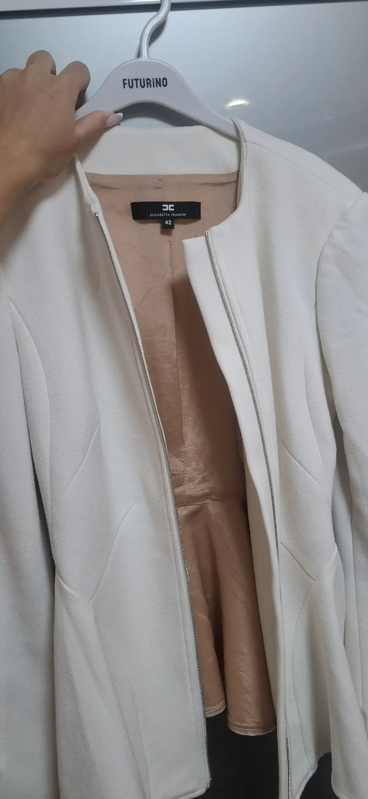 Жакет Elizabetta Franchi 42 размер на высокий рост - Верхняя одежда (Одежда) в Неизвестно