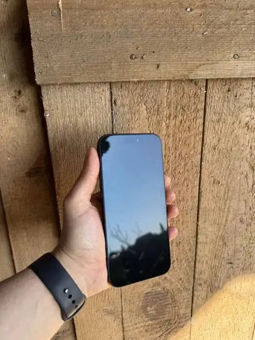 Продам iPhone в очень хорошем состоянии - Смартфоны (Электроника) в Самарская область