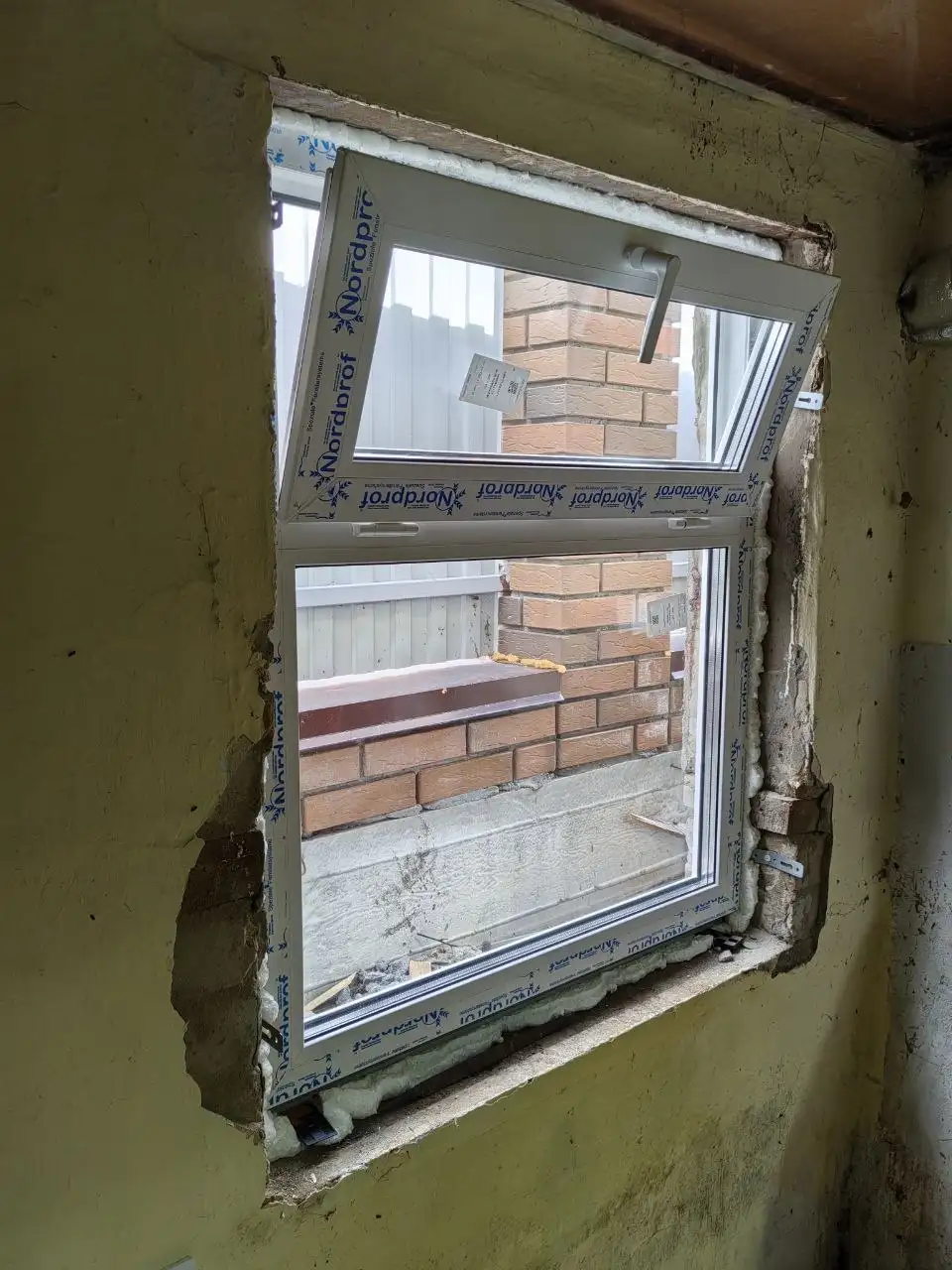 Установка теплых окон в селе Малая Царевщина - Услуги в Неизвестно