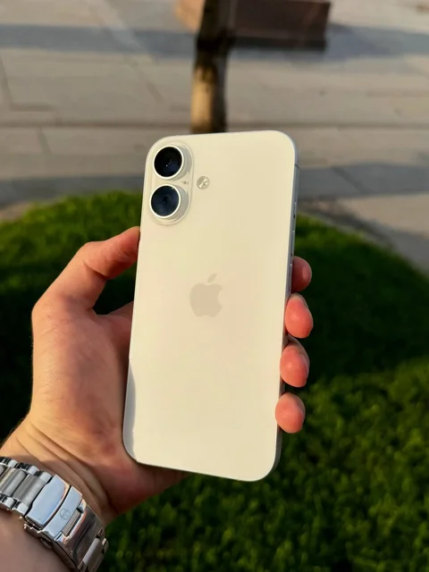 Продам iPhone 16 128GB - Ноутбуки в Самара