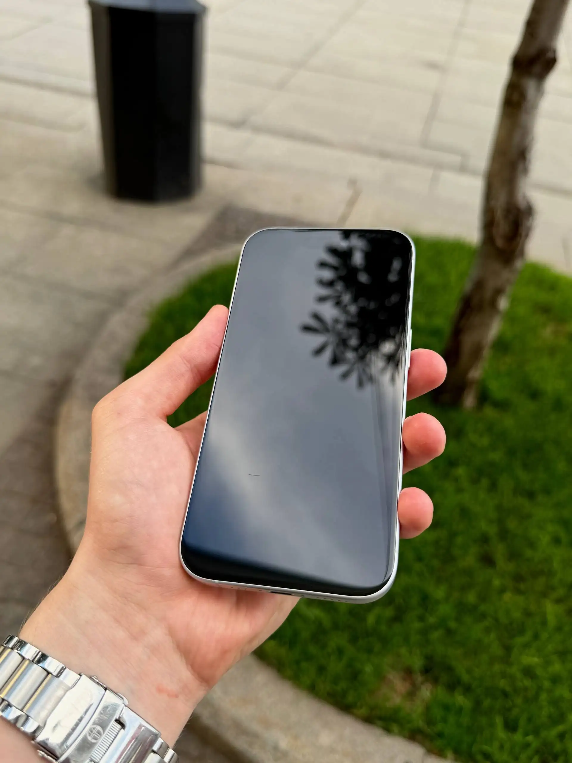 Продам iPhone 16 128GB - Телефоны и планшеты (Электроника) в Самара