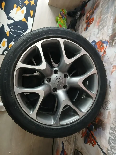 Диски R18 оригинал OPC и шины KUMHO - Запчасти и аксессуары в Тольятти