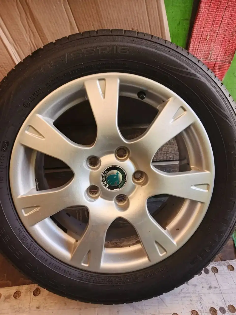 Шины 205/55R16 с пробегом 3000 км - Шины и диски (Авто) в Самарская область