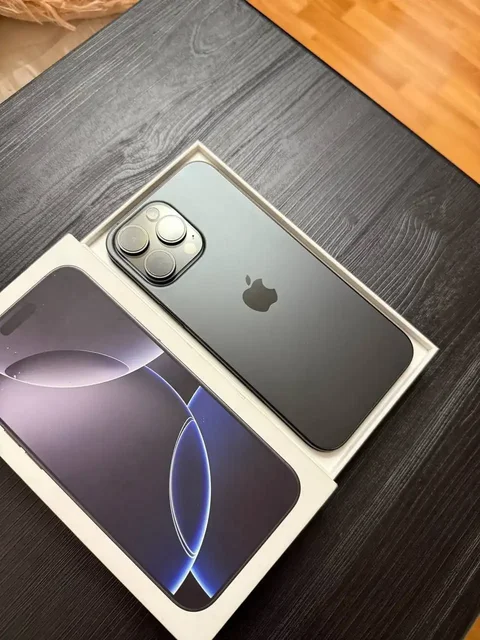 Продам iPhone 16 Pro Max 256gb Черный Титан - частное объявление в Самарская область