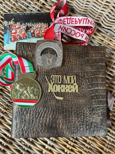 Фотоальбом ручной работы хоккейной тематики - Хобби и отдых в Самарская область