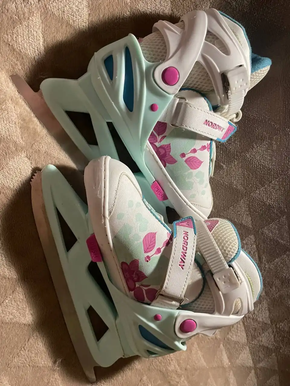 Срочная продажа в отличном состоянии - Барахолка в Неизвестно