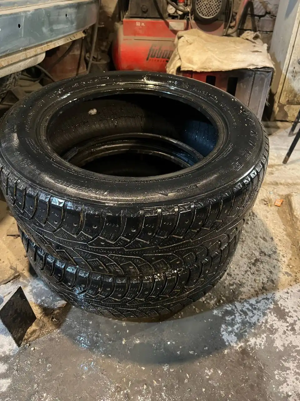 Продам зимние шины R15 185/65 - Барахолка в Неизвестно