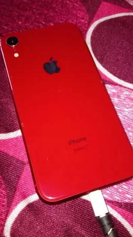 Продам iPhone XR Красный - частное объявление в Санкт-Петербург