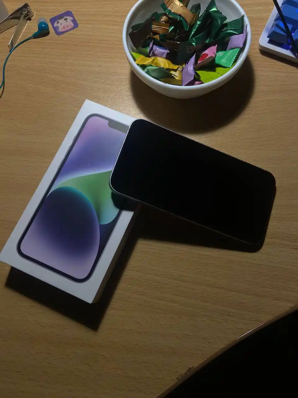 Продам iPhone 14