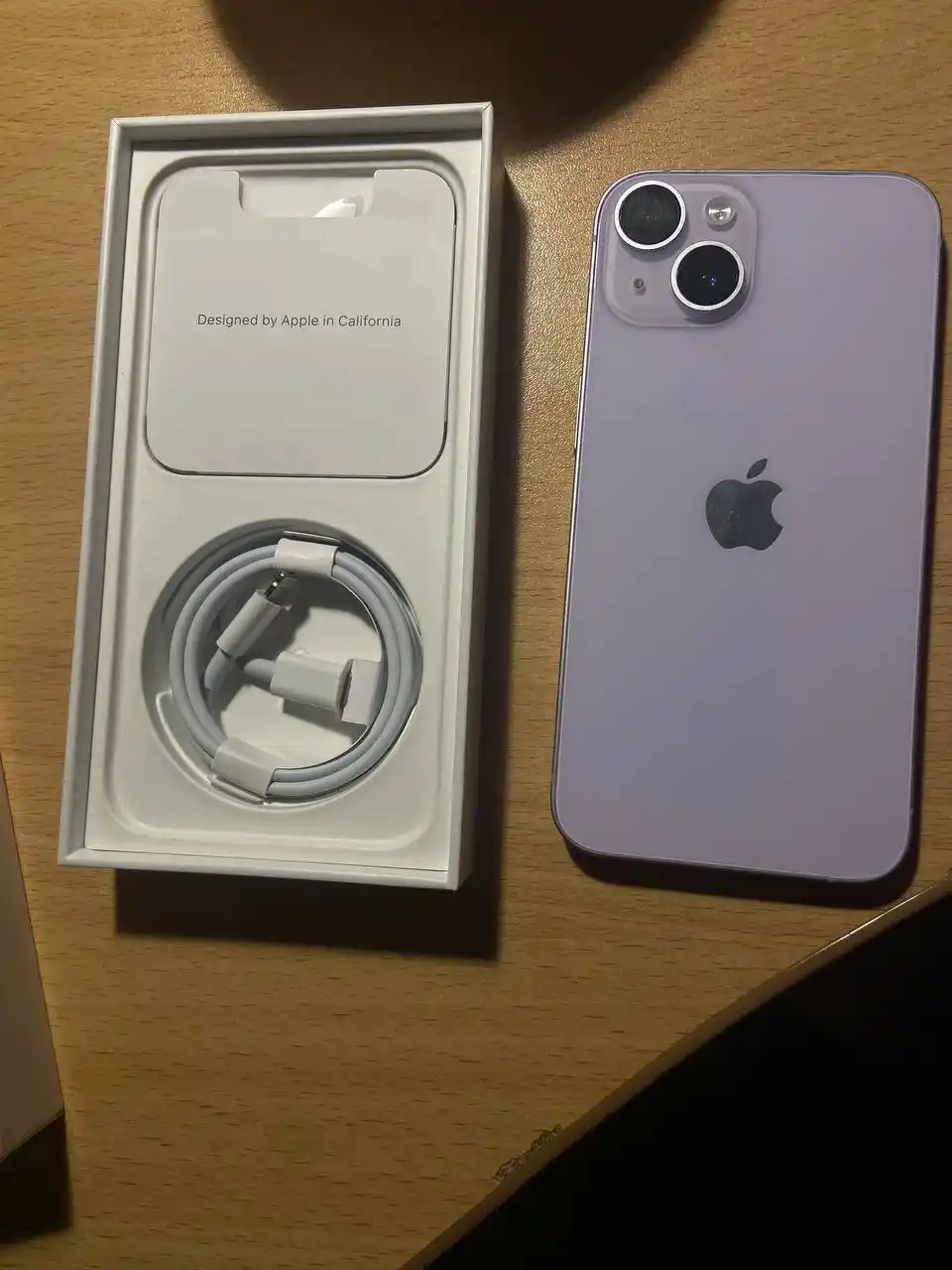Продам iPhone 14