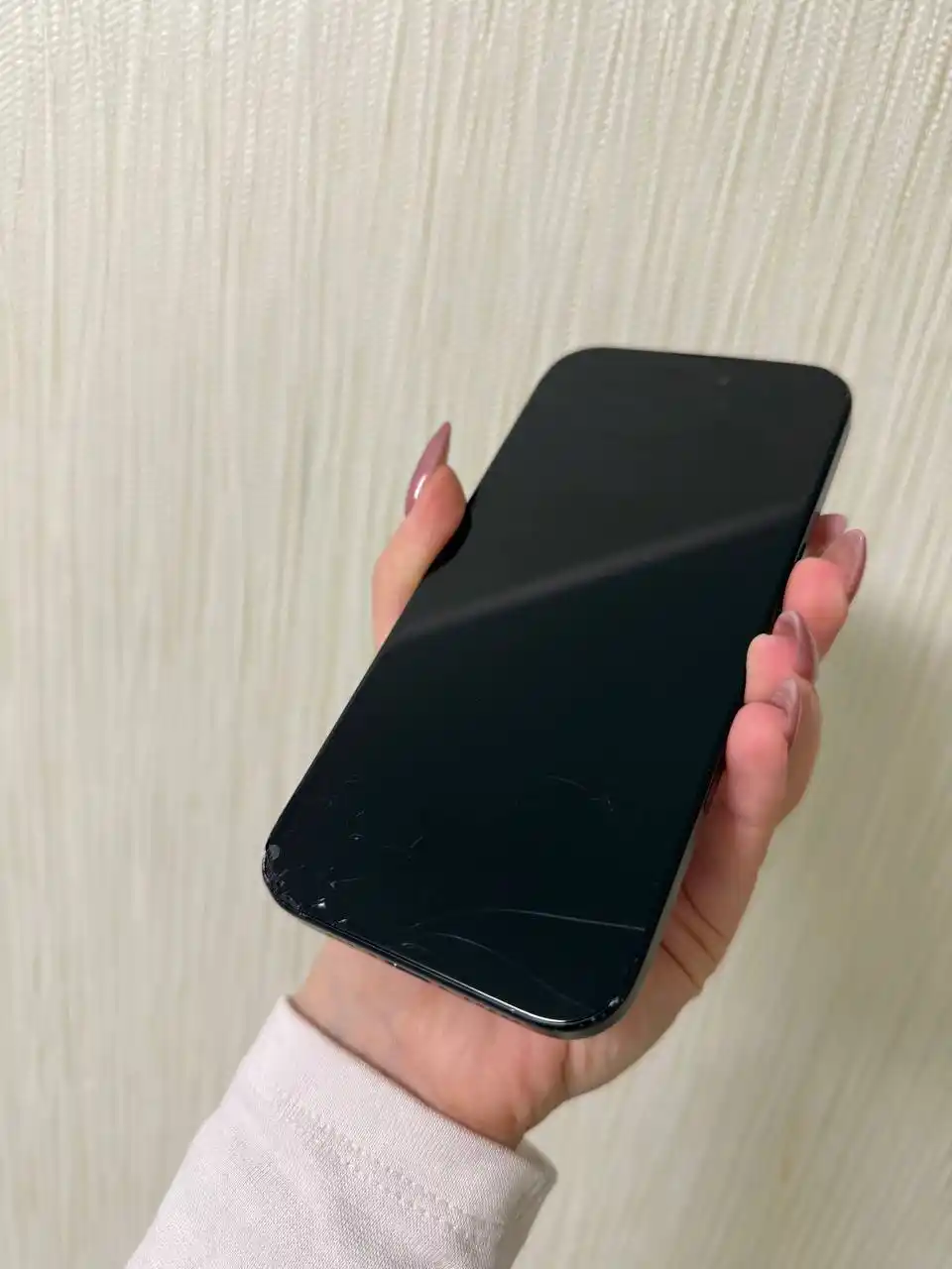 Продам или обменяю iPhone 16 128 Гб