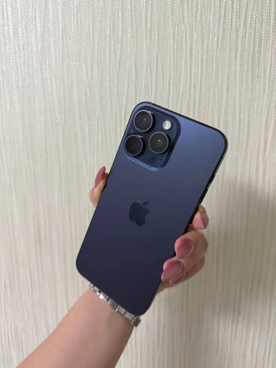 Продам или обменяю iPhone 15 Pro Max 256 ГБ