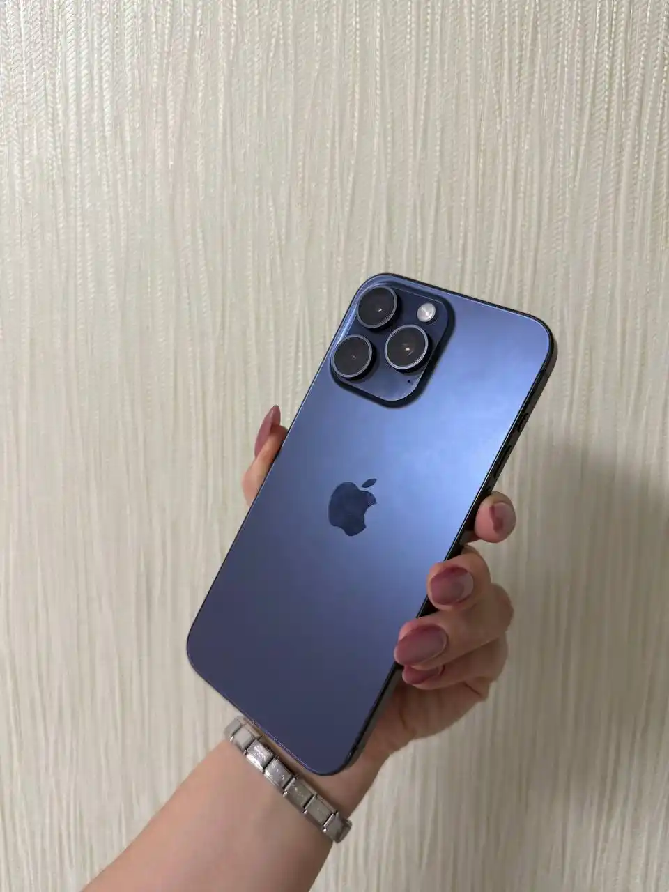 Продам или обменяю iPhone 15 Pro Max 256 ГБ