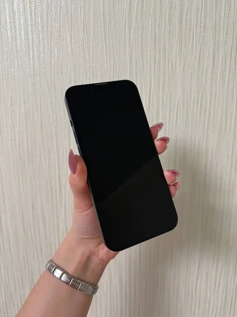 Продам iPhone 13 128GB
