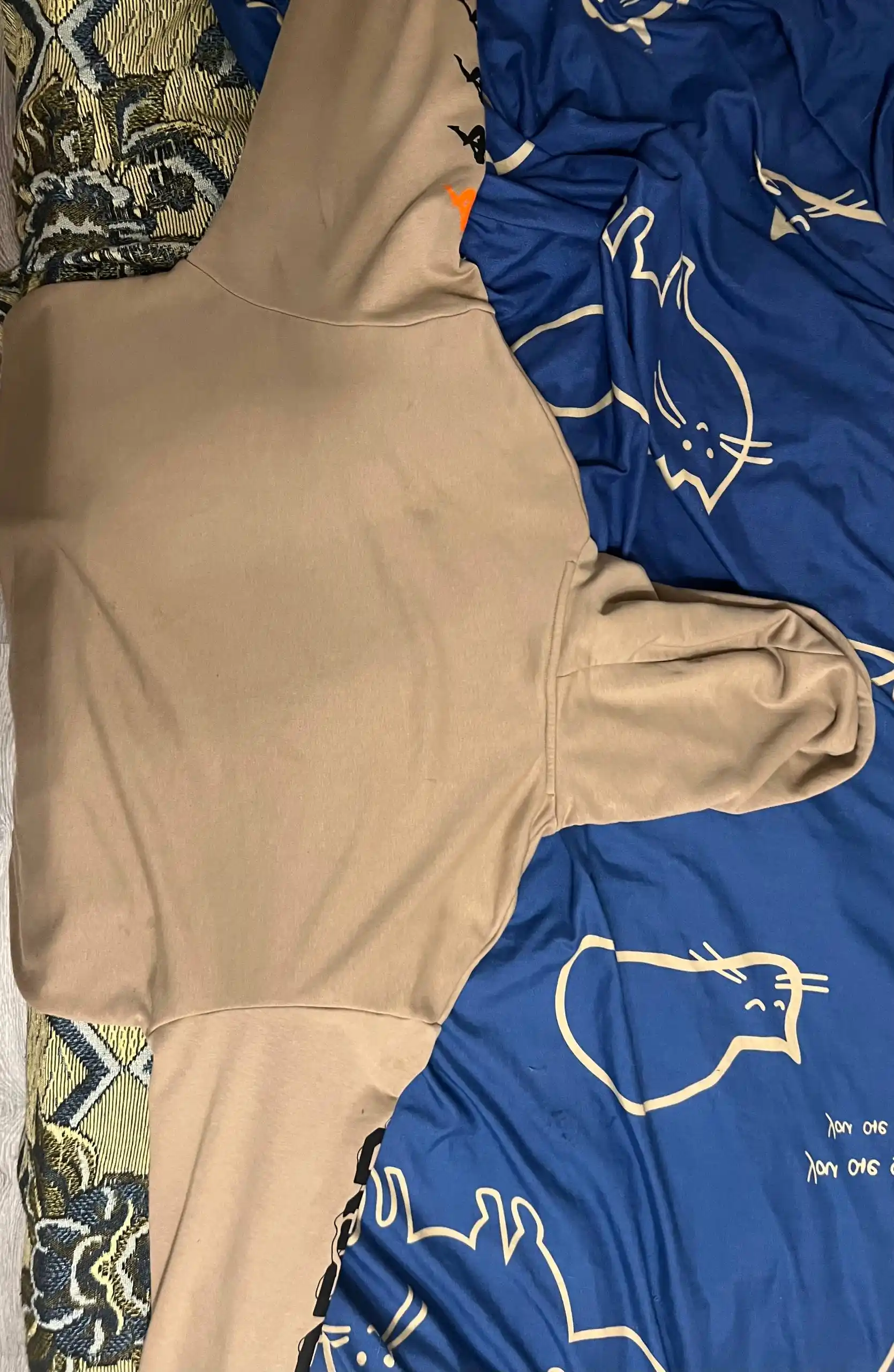 Продажа одежды и обуви