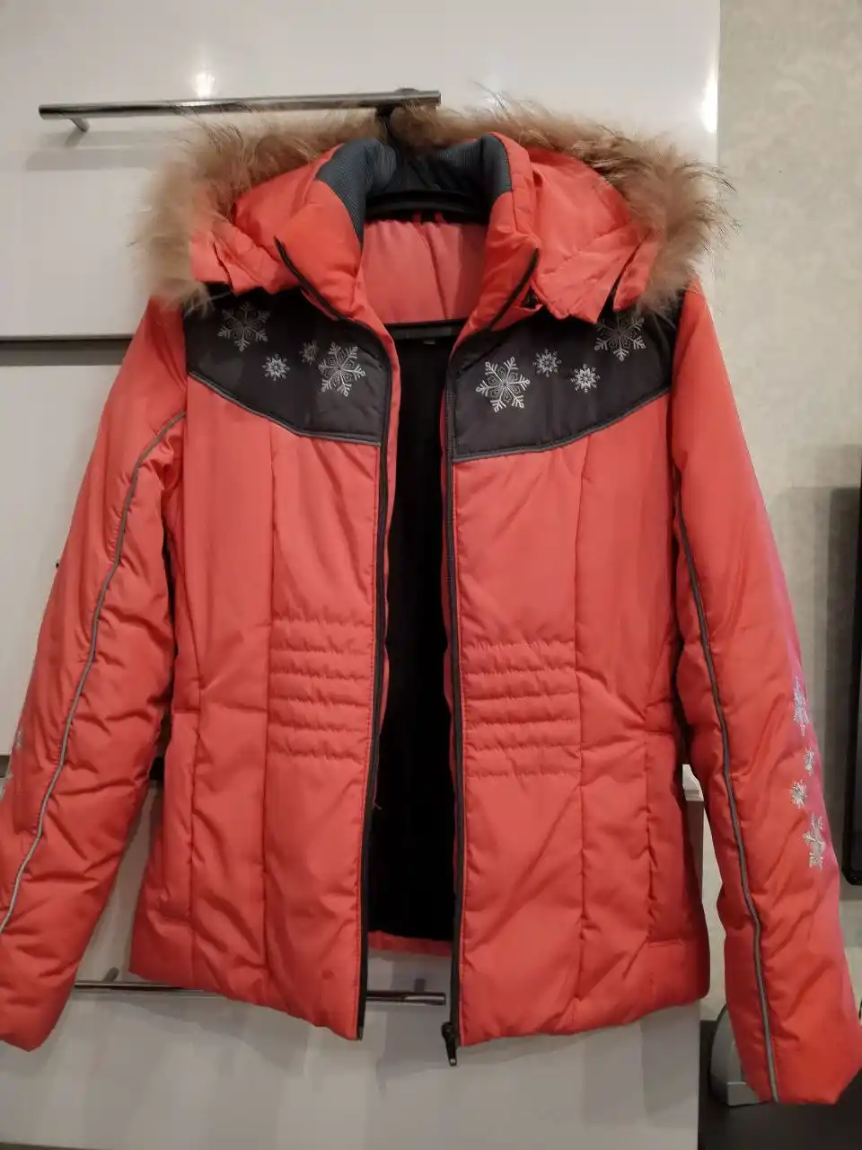 Зимний костюм на девочку 10-12 лет