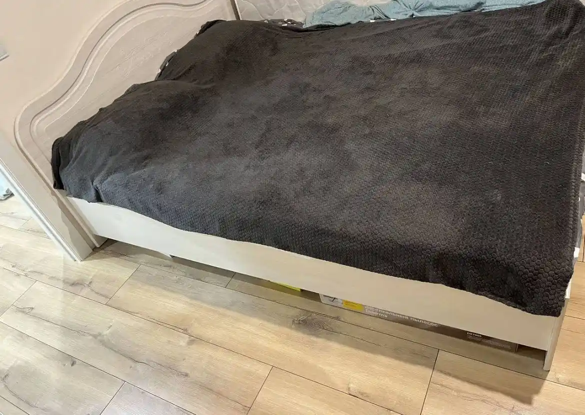 Продается кровать с матрасом и тумбочками - частное объявление в Уфа