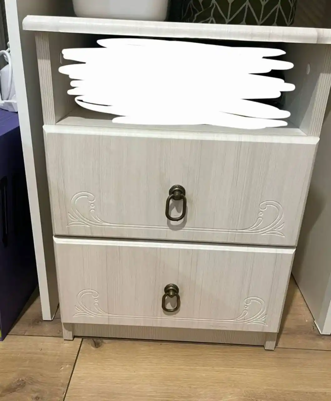 Продается кровать с матрасом и тумбочками