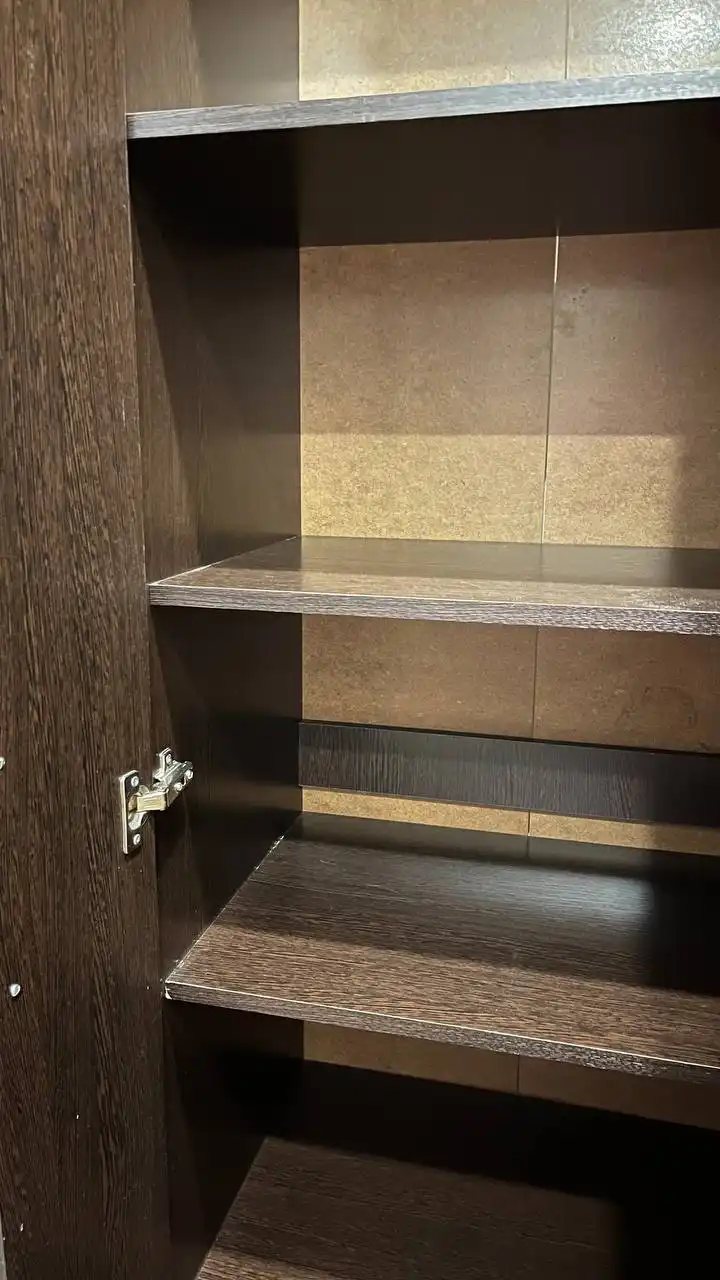 Продам шкафы и тв стеллаж