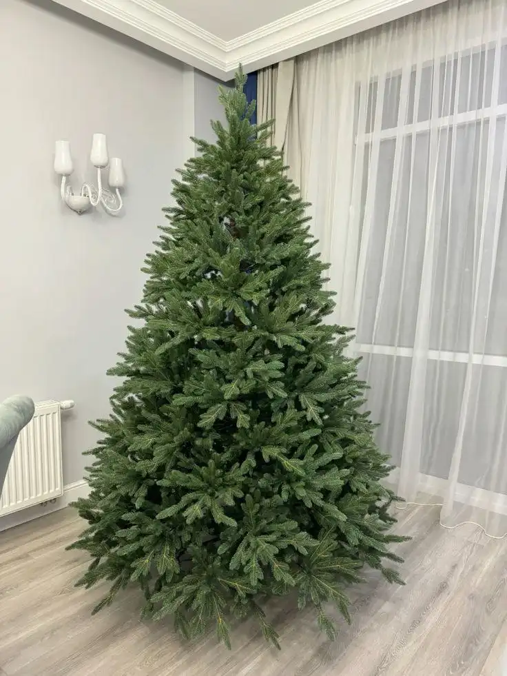 Продам ёлочку в хорошем состоянии