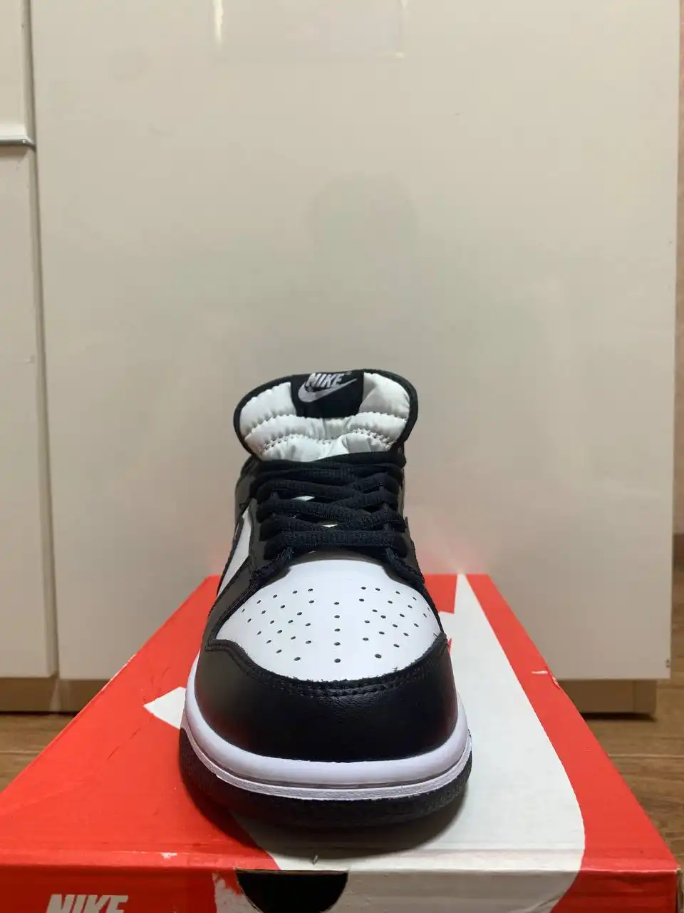 Продам Nike Dunk Low Retro - Panda