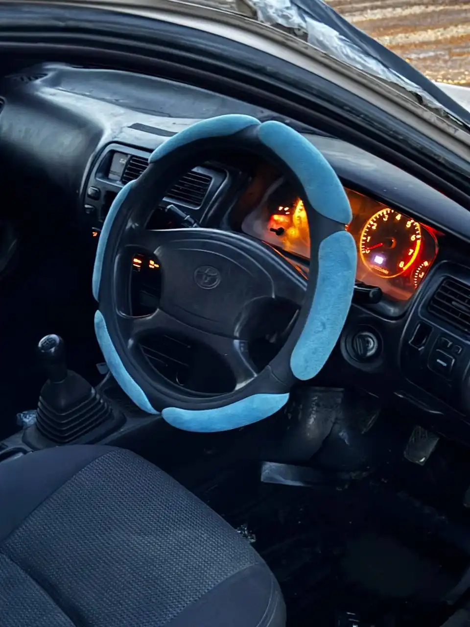 Продажа Toyota Sprinter (правый руль)