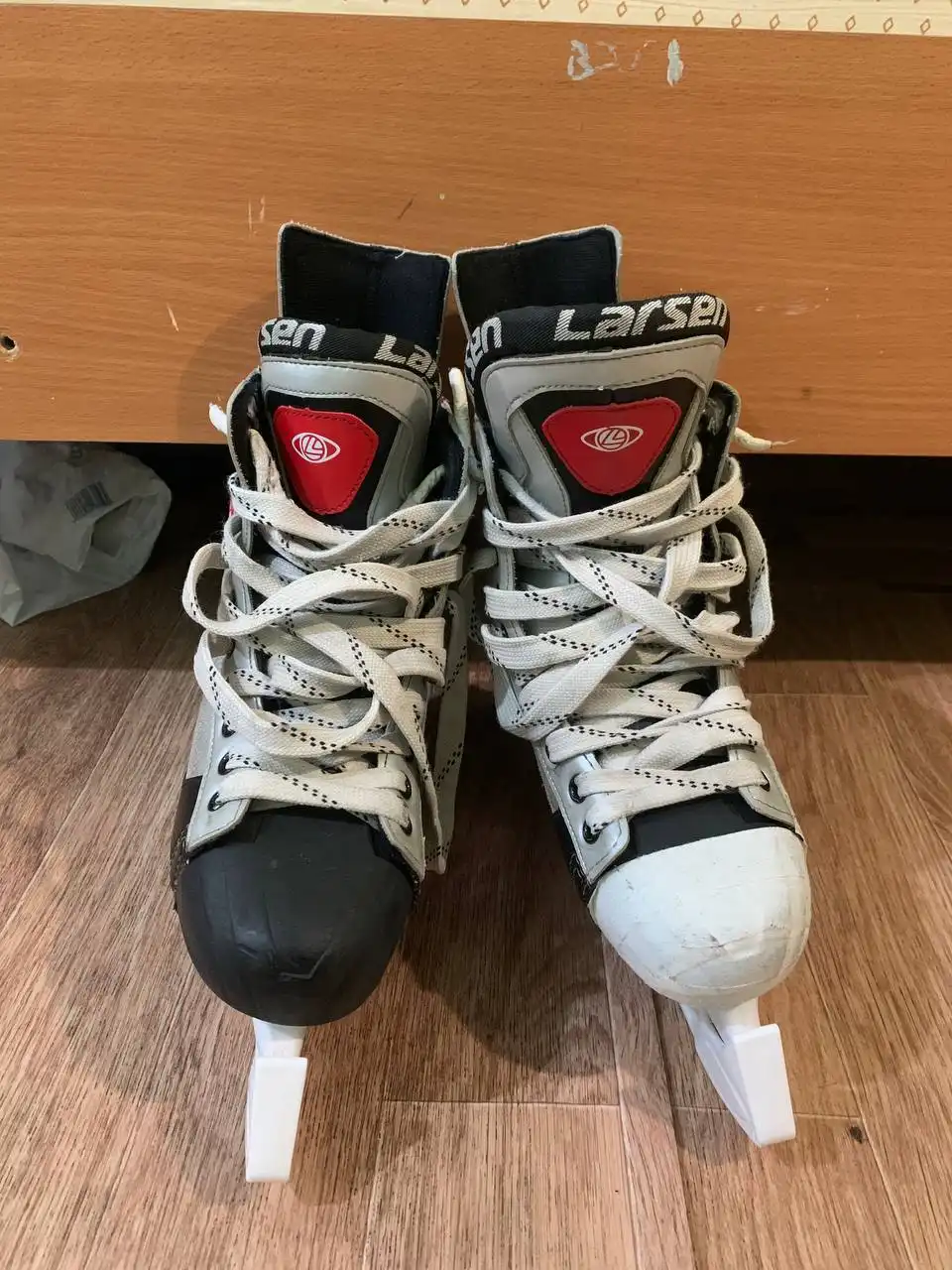 Продам коньки