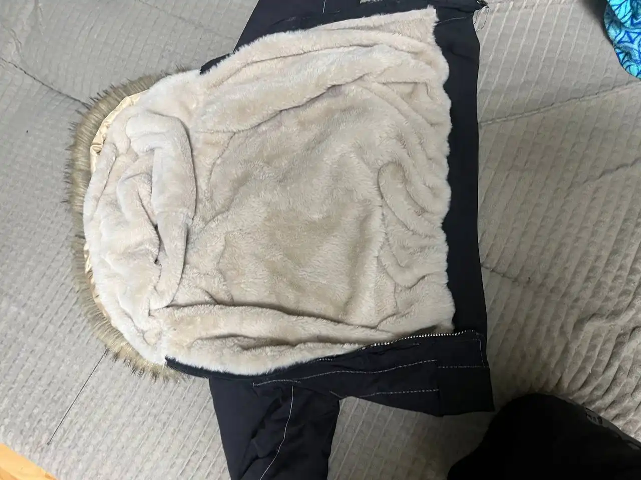 Новый бомбер с мехом для роста 160-180 см