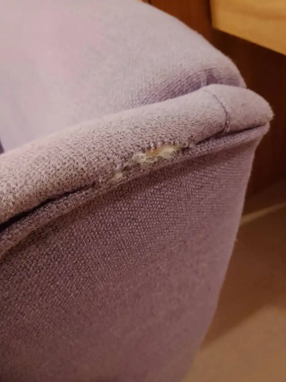 Продам крепкое удобное кресло б/у для дачи