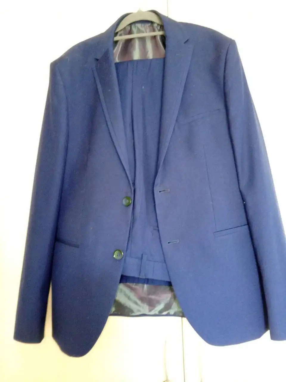 Продам костюм, пиджак и брюки на рост 180