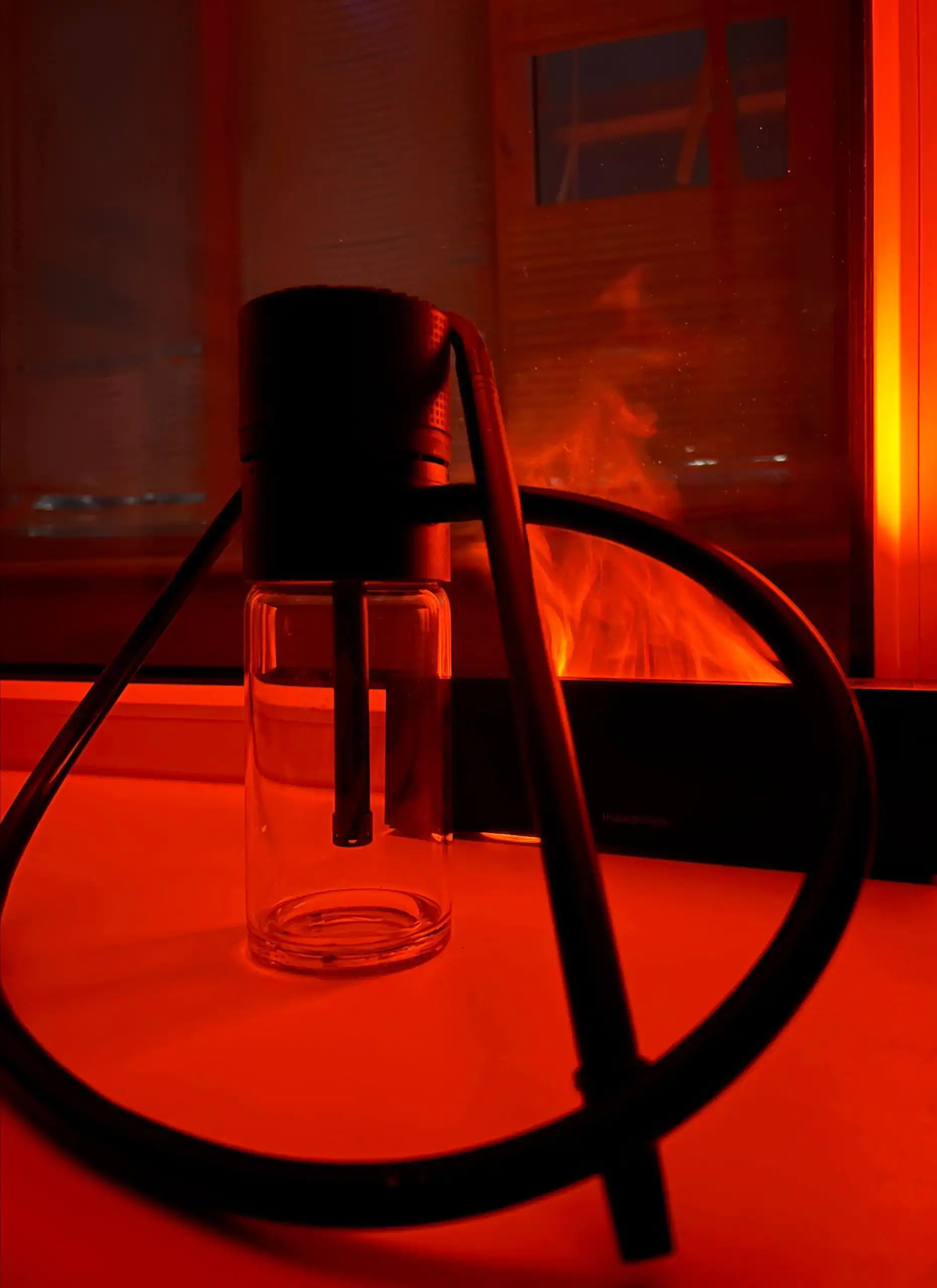 Портативный мини-кальян для авто и дома