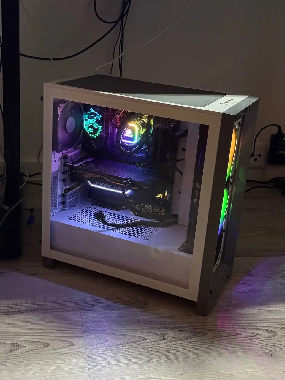 Компьютер б/у с процессором I7 13700kf и видеокартой Rx6800