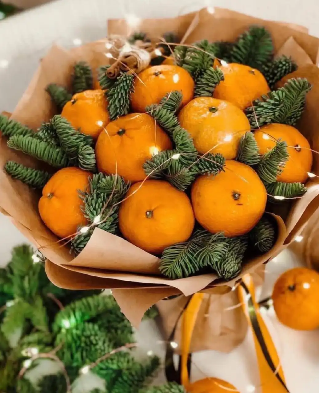 Букет из сухофруктов и мандарин