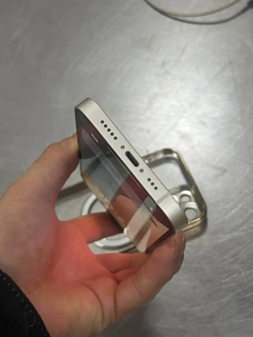 Продам iPhone 13 128 ГБ