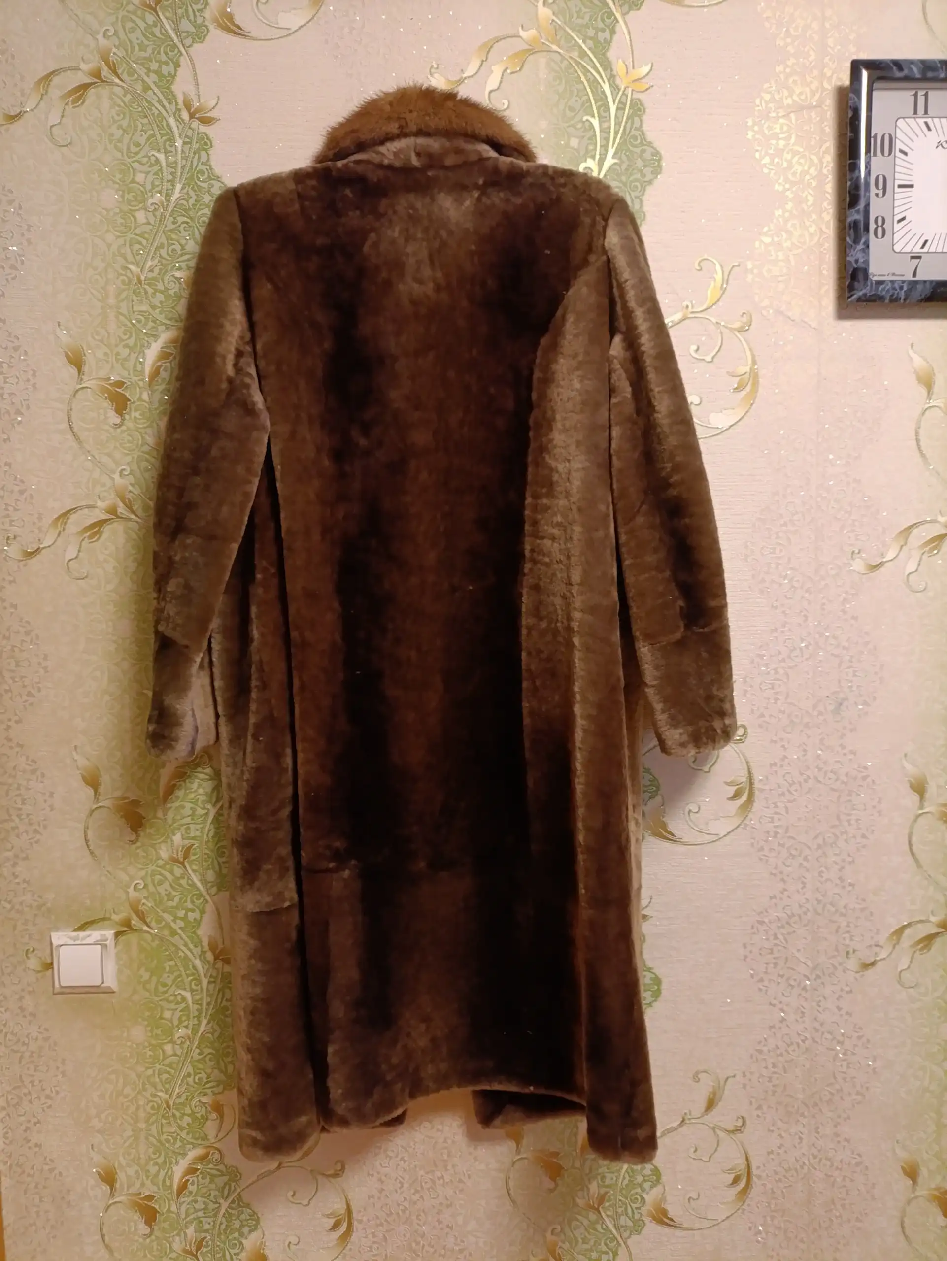 Шуба мутоновая из натурального меха, 58 размер