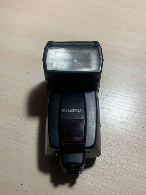 Внешняя вспышка для фотоаппарата Sony - частное объявление в Уфа