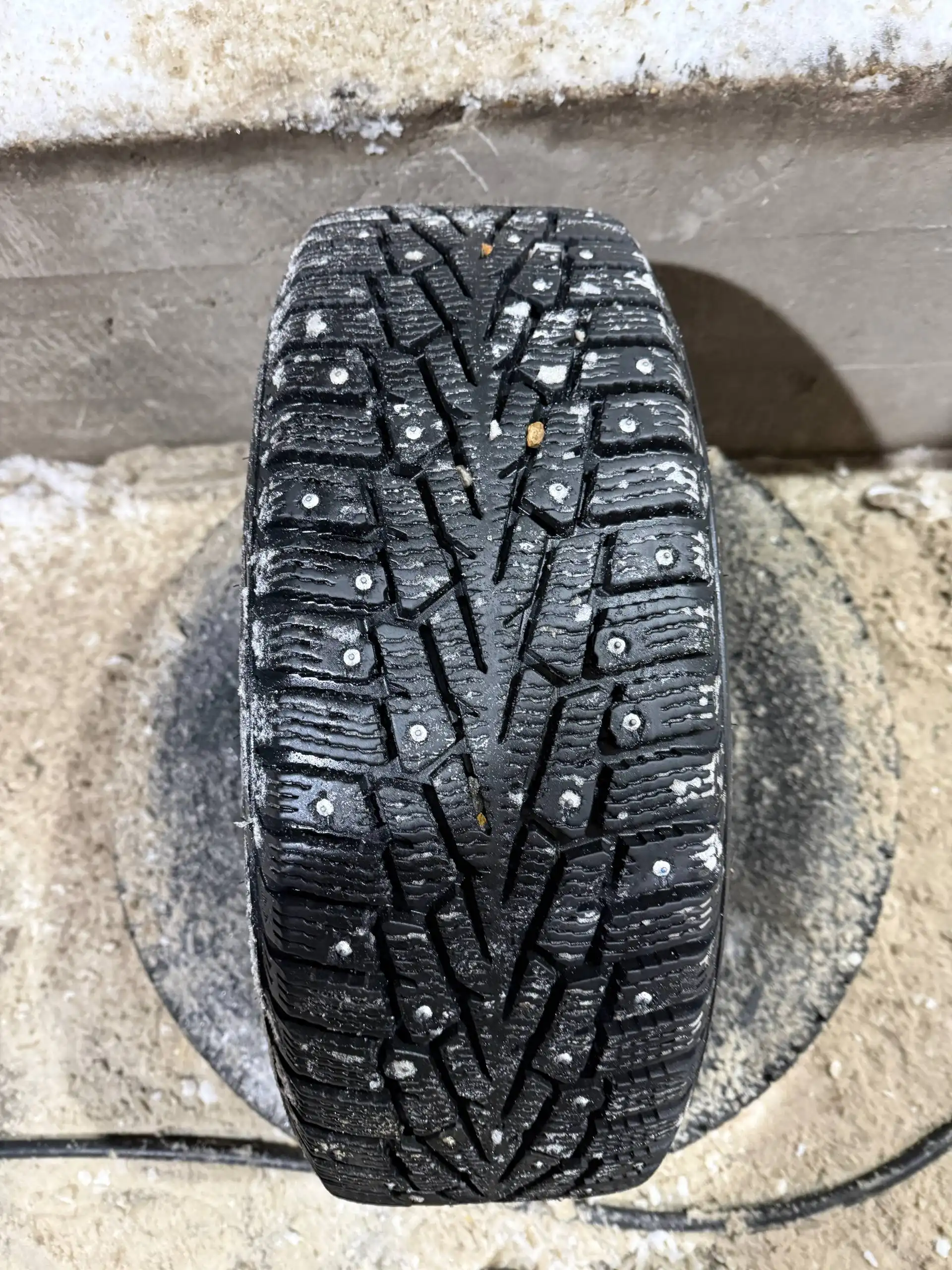 Продажа зимней резины 195/55 R16 - Шины (Запчасти) в Уфа