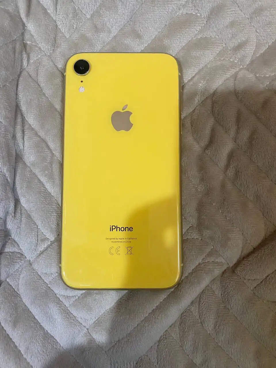 Продажа телефона iPhone 13 с мелкими дефектами - Смартфоны и телефоны (Электроника) в Уфа