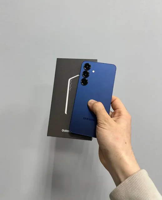 Samsung Galaxy S25 12/256GB в идеальном состоянии - Электроника в Уфа