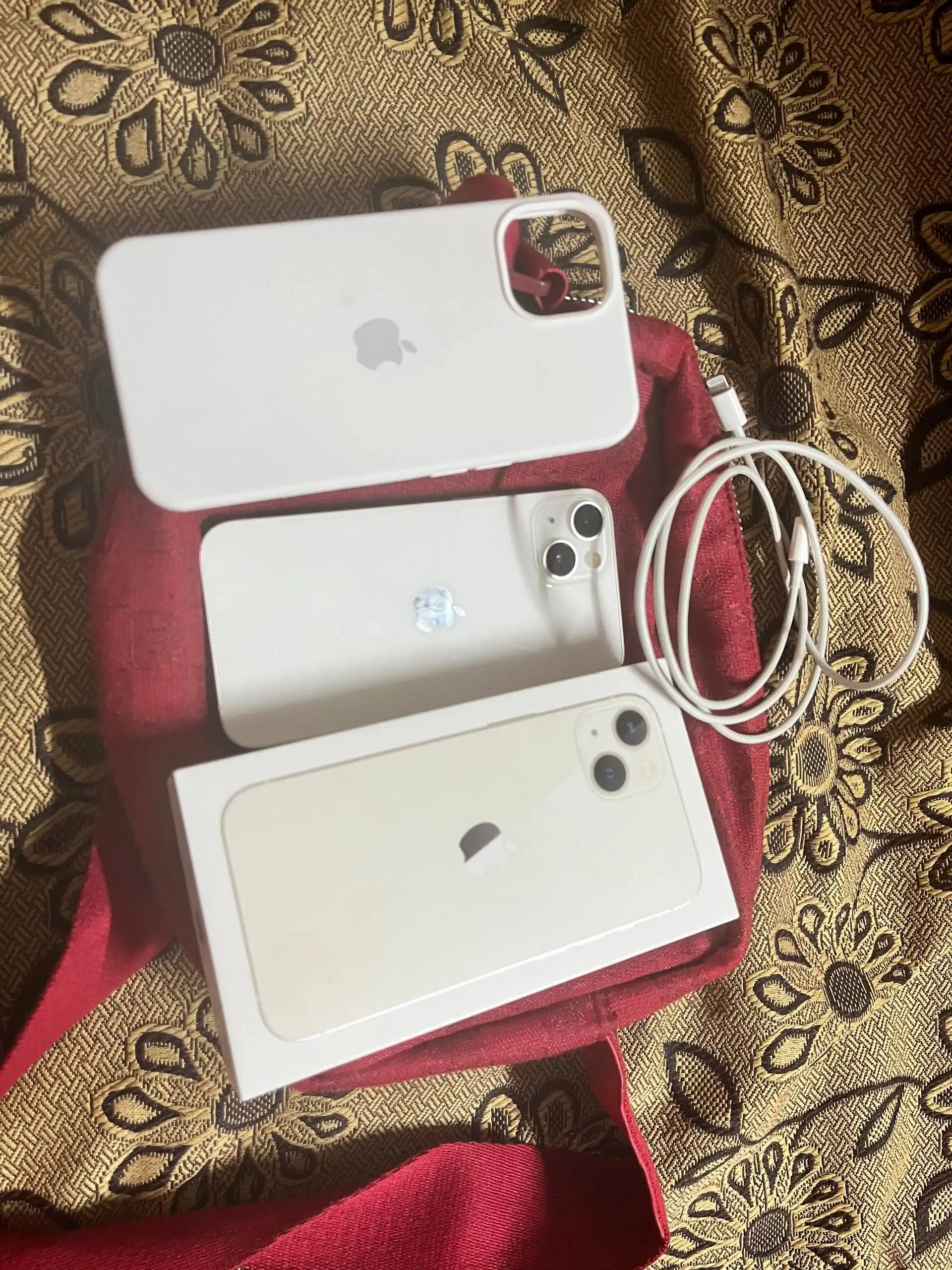 Айфон 13 white 128 в идеальном состоянии - Смартфоны (Электроника) в Уфа