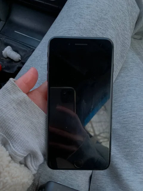 Айфон 8+ 64гб в отличном состоянии - Усилители сигнала в Уфа