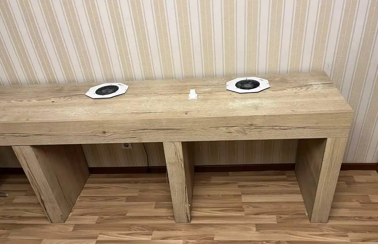 Продается маникюрный стол с вытяжками - Барахолка в Уфа