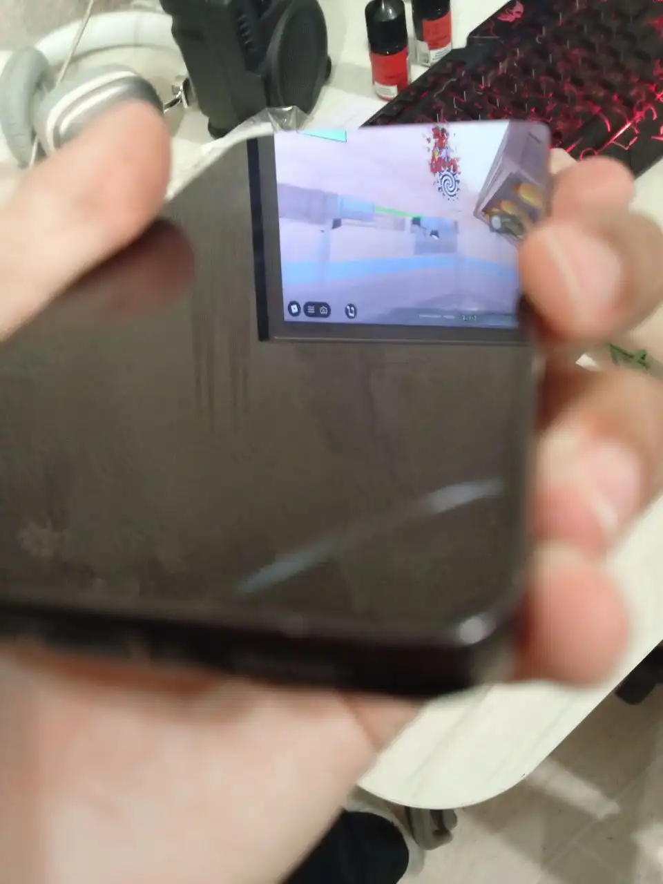 Samsung S23 128ГБ с трещиной на экране - Смартфоны (Электроника) в Уфа