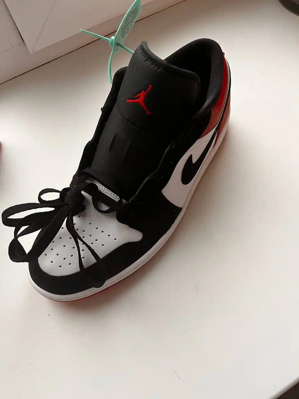 Продажа кроссовок Nike Air Jordan 1 low White Black Gym Red - Кроссовки (Одежда) в Уфа