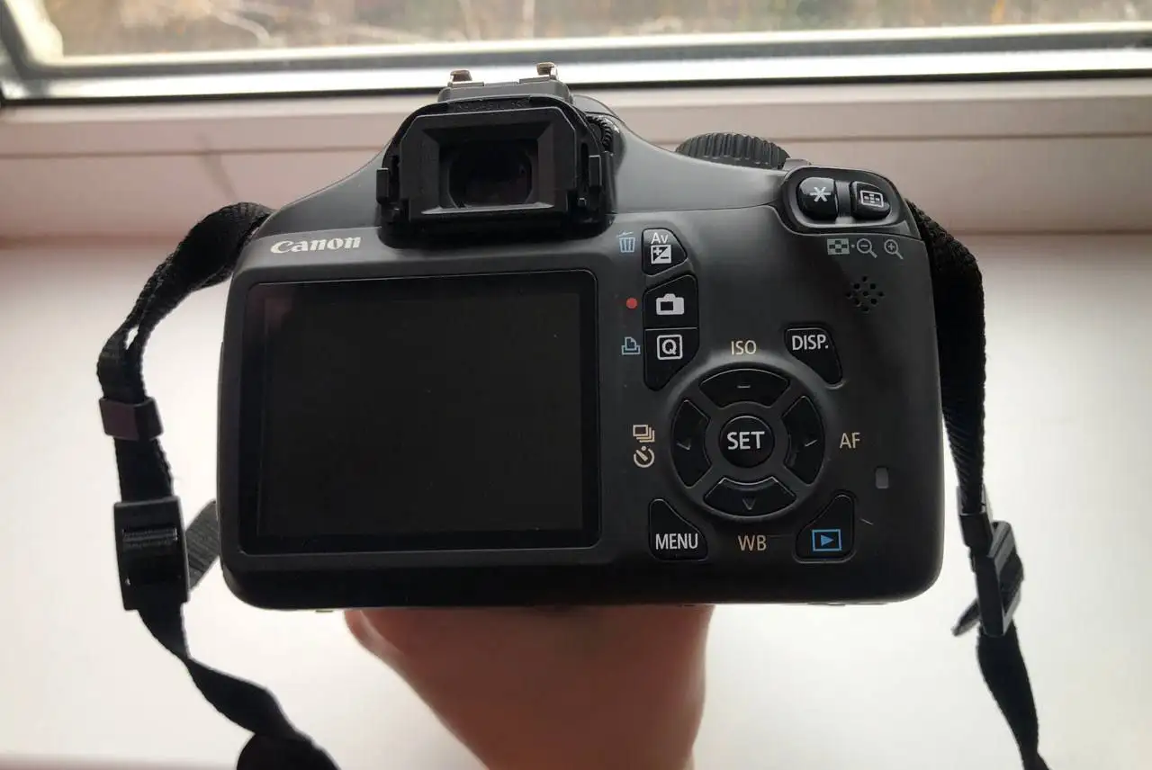Canon EOS 1100D с объективами и аксессуарами - Фототехника (Электроника) в Уфа